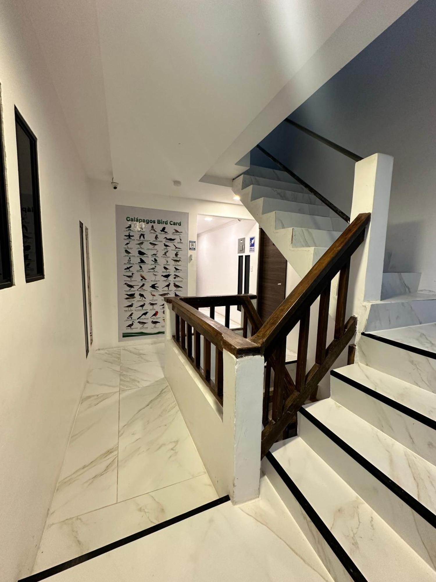 Plaza Lobos Suites San Cristobal Exterior photo